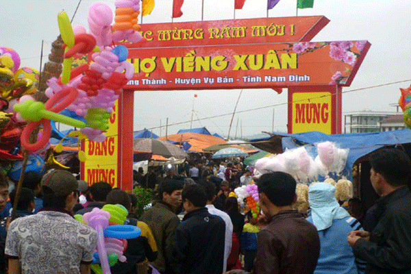 thuê xe 45 chỗ đi Phủ Giầy - Nam Định