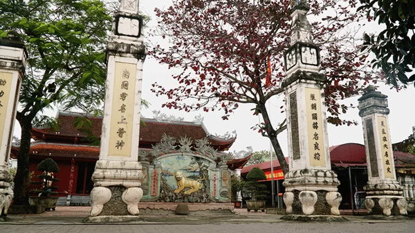 thuê xe đi đền ông hoàng mười